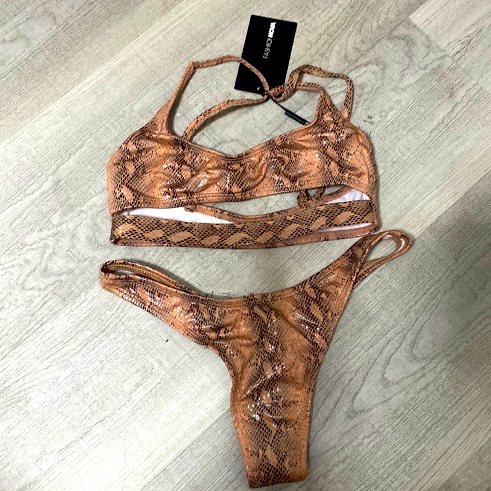 Fashion nova bathing suit